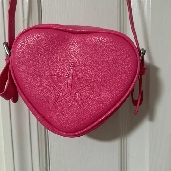 Pink heart purse - Picture 2 of 4